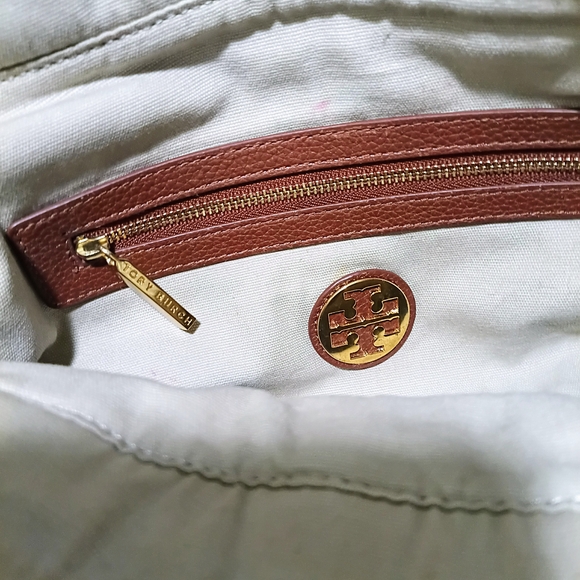 Tory Burch Jaden Horsebit Satchel/Crossbody - Picture 13 of 15